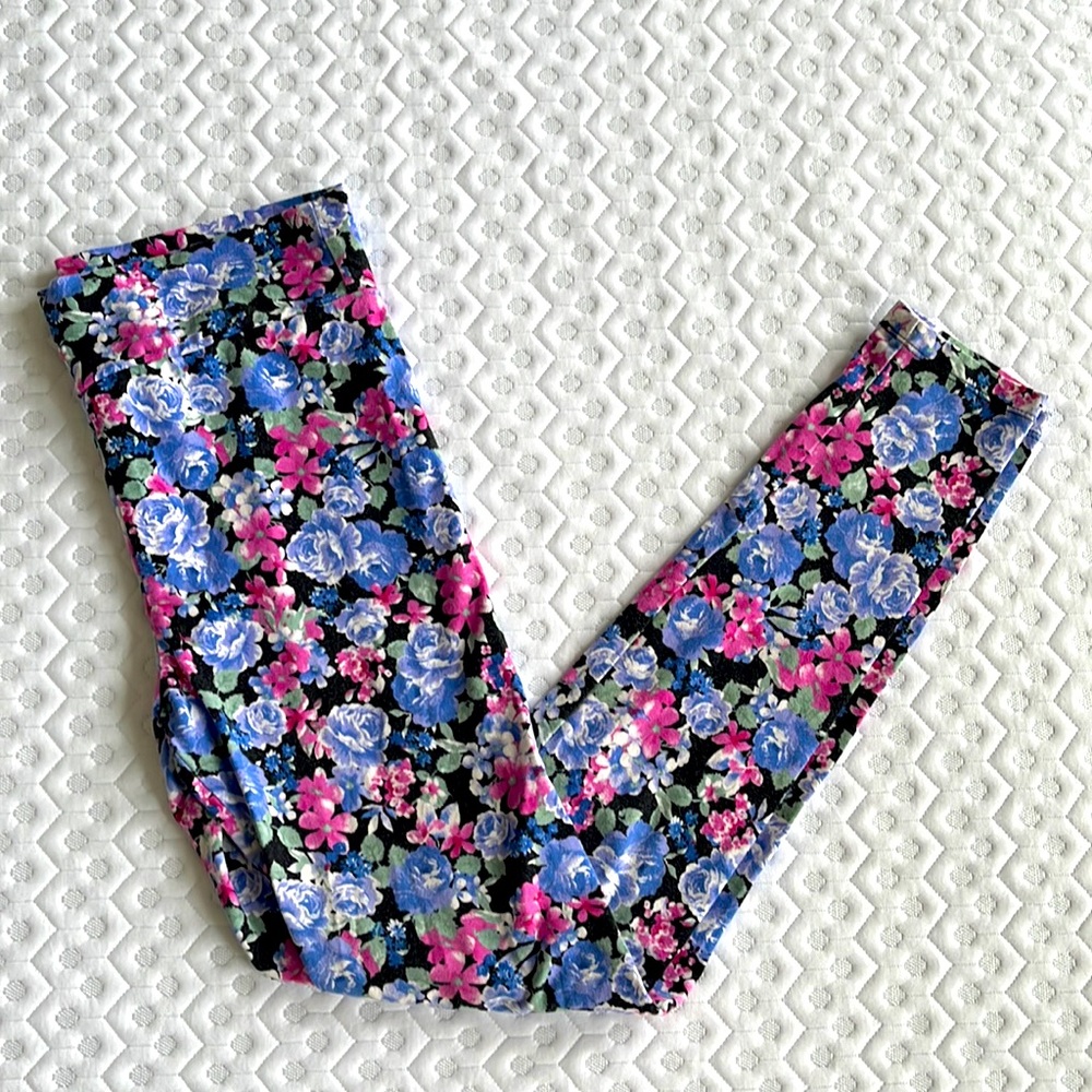 Forever 21 floral cotton leggings M